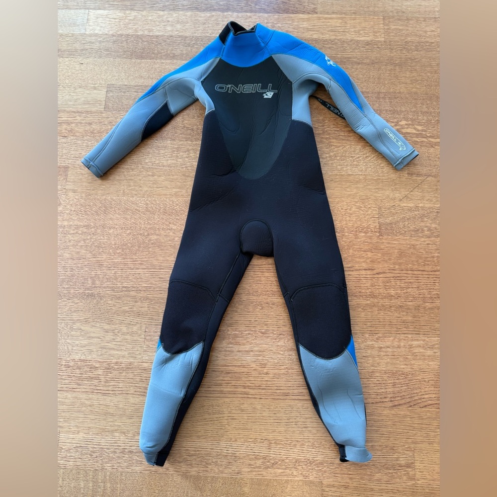 O'Neill Black and Blue Wetsuit kids size 8